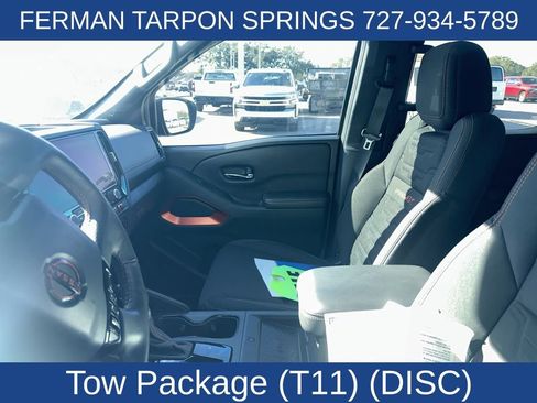 Used 2025 Nissan Frontier PRO-4X w/ Pro Convenience Package image 9