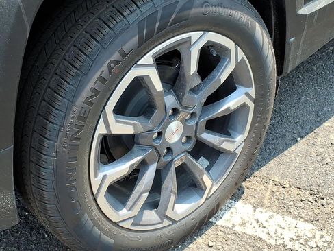 New 2027 GMC Terrain Elevation w/ Elevation Premium Package AWD/4WD image 7