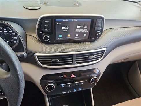 Used 2020 Hyundai Tucson SE AWD/4WD image 14