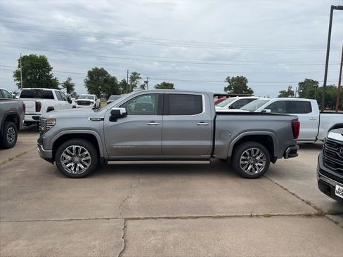 New 2026 GMC Sierra 1500 Denali w/ Denali Reserve Package AWD/4WD image 3