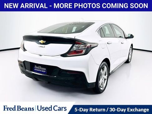 Used 2017 Chevrolet Volt LT FWD image 8