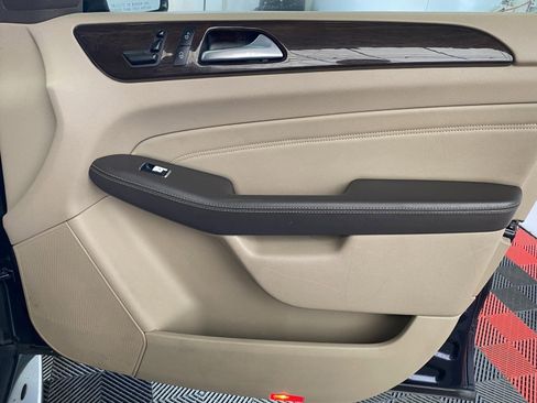 Used 2014 Mercedes-Benz ML 350 4MATIC image 7