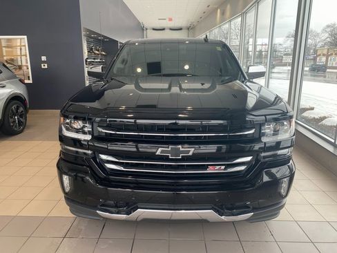 Used 2018 Chevrolet Silverado 1500 LTZ Z71 w/ LTZ Plus Package image 3