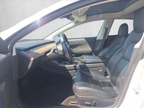 Used 2019 Tesla Model 3 Long Range AWD/4WD image 8