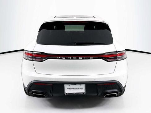 New 2026 Porsche Macan AWD/4WD image 10