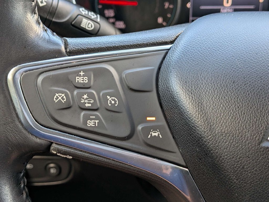 Used 2021 Chevrolet Equinox LT FWD image 26