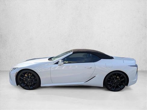 Used 2022 Lexus LC 500 Convertible image 9