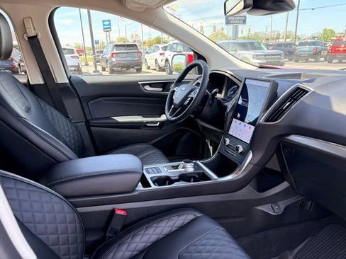 Used 2024 Ford Edge Titanium w/ Equipment Group 301A AWD/4WD image 12