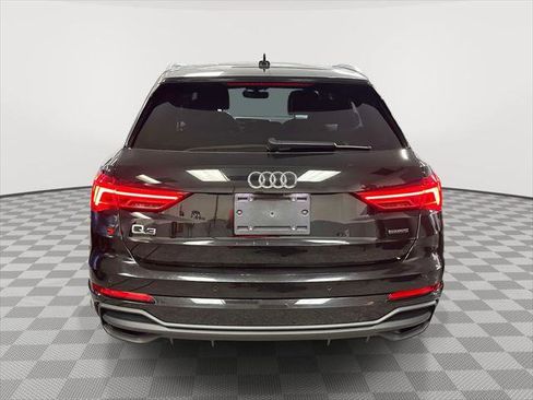 Used 2024 Audi Q3 2.0T Premium AWD/4WD image 3