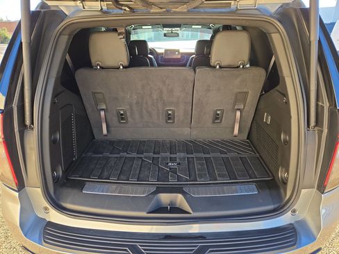 Used 2024 Chevrolet Tahoe Z71 image 12