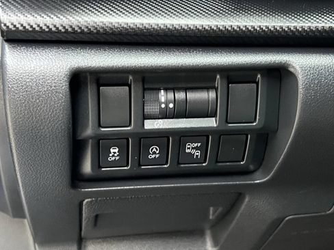 Used 2023 Subaru Crosstrek 2.0i Premium image 17