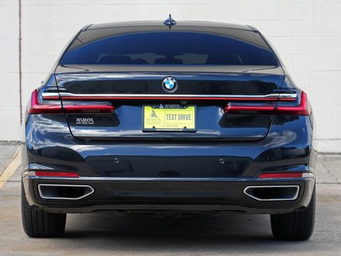 Used 2021 BMW 740i xDrive AWD/4WD image 10