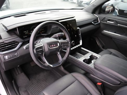 Used 2024 GMC Acadia Elevation w/ Luxury Package image 6