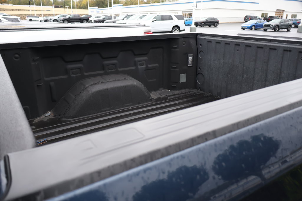Used 2020 Chevrolet Silverado 1500 Custom Trail Boss w/ Custom Convenience Package AWD/4WD image 33