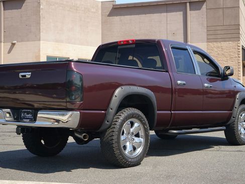 Used 2005 Dodge Ram 1500 Truck SLT image 4