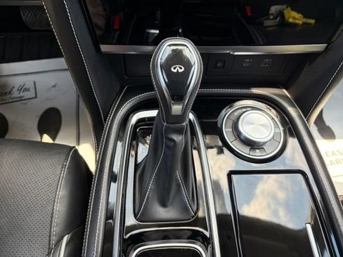 Used 2023 INFINITI QX80 Premium Select w/ All-Season Package AWD/4WD image 26