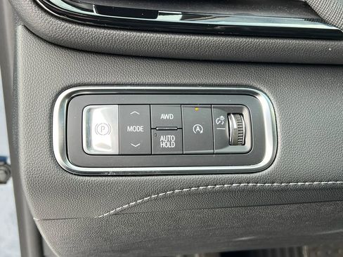 New 2026 Buick Enclave Preferred w/ Power Package image 21