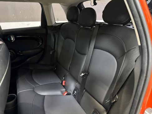 Used 2019 MINI Cooper S w/ Premium Package image 36