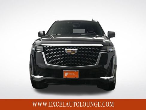Used 2023 Cadillac Escalade ESV Premium Luxury image 9
