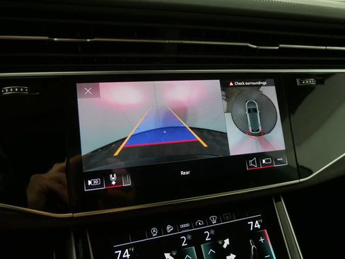 Used 2022 Audi Q8 Prestige image 28