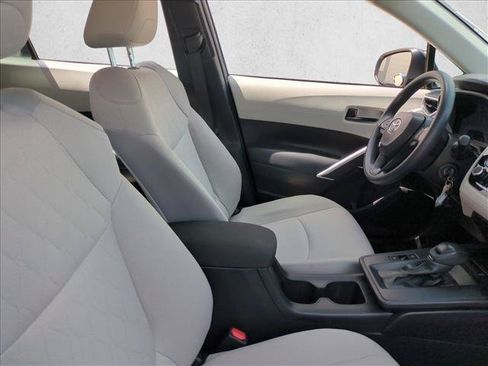 Certified 2026 Toyota Corolla Cross L FWD image 20