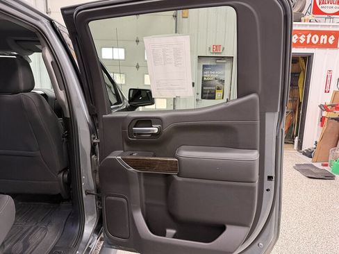 Used 2020 GMC Sierra 1500 Elevation w/ Elevation Value Package AWD/4WD image 30