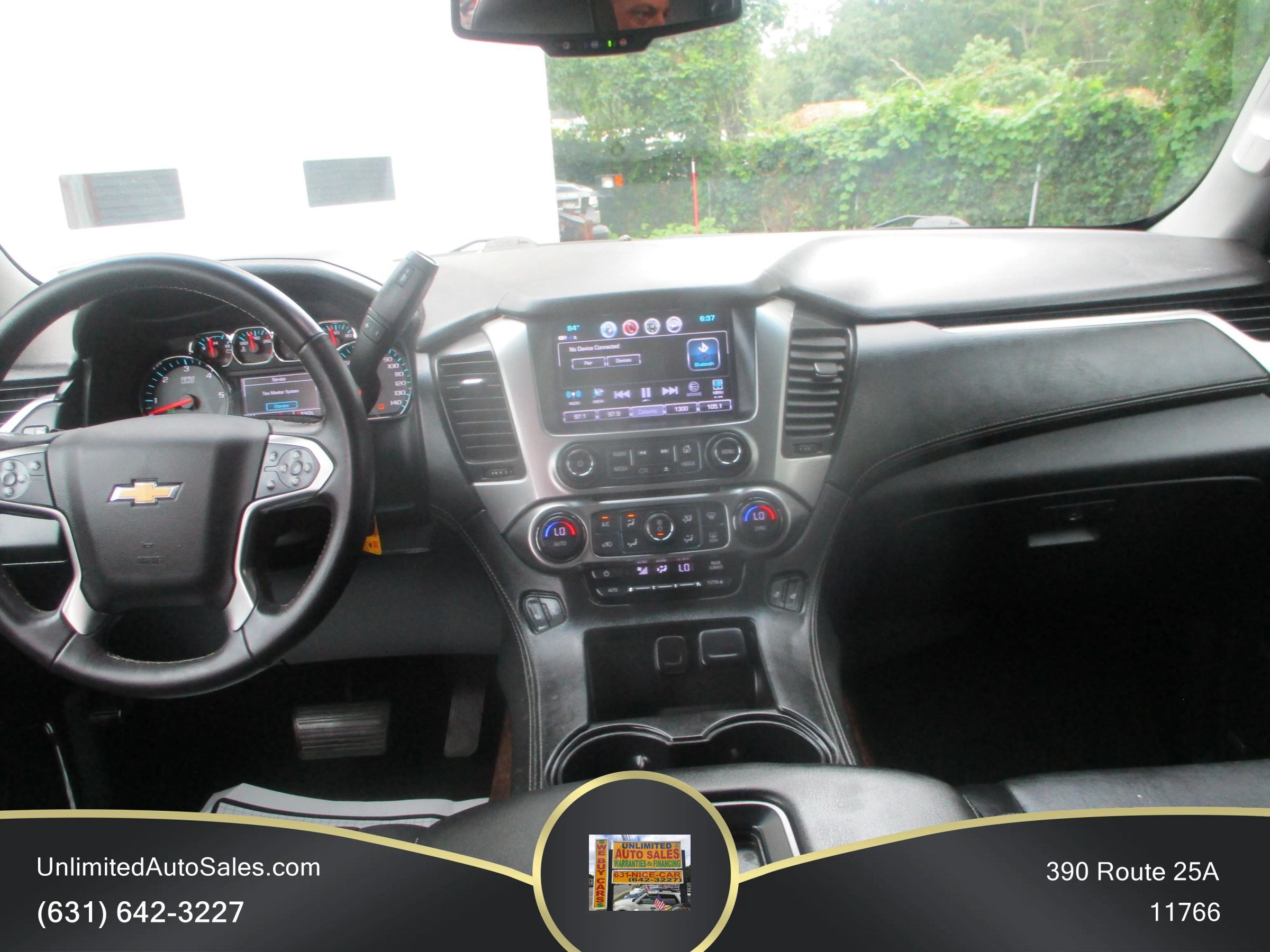Used 2018 Chevrolet Suburban LT AWD/4WD image 8