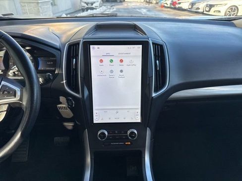 Used 2023 Ford Edge SEL image 14