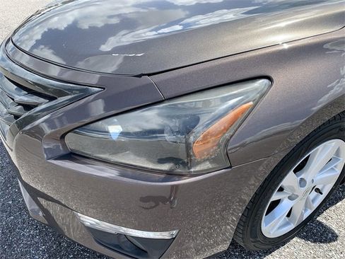 Used 2015 Nissan Altima 2.5 SV w/ Convenience Package image 9