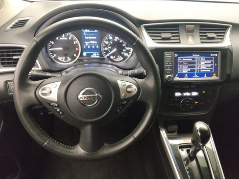 Used 2019 Nissan Sentra SR FWD image 22