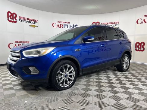 Used 2018 Ford Escape Titanium FWD image 3
