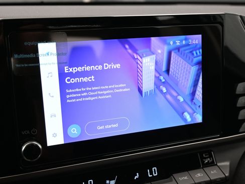 Certified 2025 Toyota Camry LE w/ Convenience Package image 11