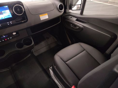 New 2026 Mercedes-Benz Sprinter 2500 image 25