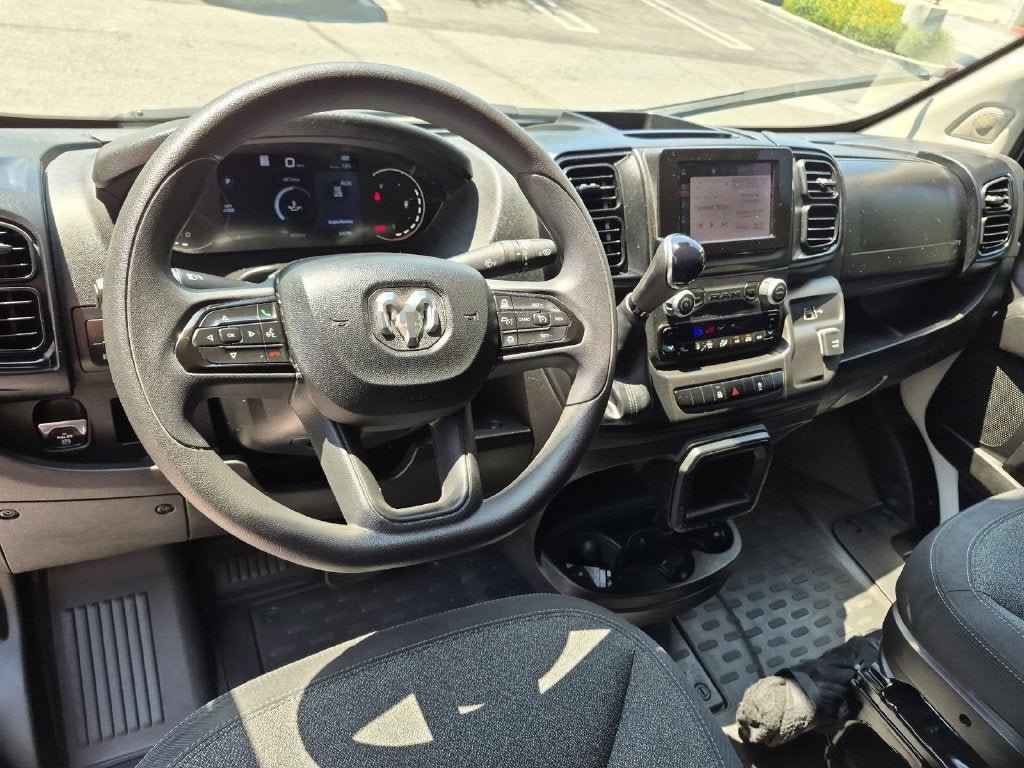 Used 2025 RAM ProMaster 2500 FWD image 22