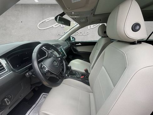 Used 2019 Volkswagen Tiguan SEL AWD/4WD image 24