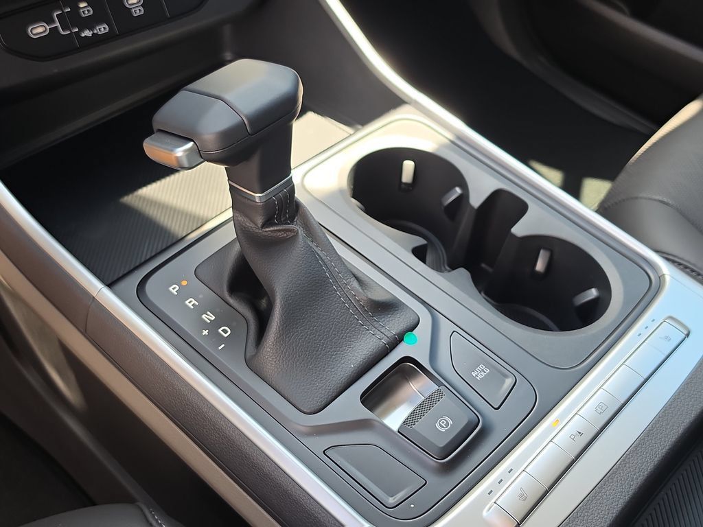 New 2027 Kia Carnival FWD image 25