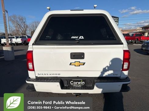 Used 2018 Chevrolet Silverado 1500 LTZ Z71 w/ LTZ Plus Package image 6