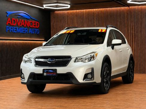 Used 2017 Subaru Crosstrek 2.0i Premium w/ Popular Package #2 AWD/4WD image 1