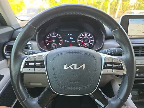 Used 2022 Kia Telluride EX w/ EX Premium Package AWD/4WD image 18
