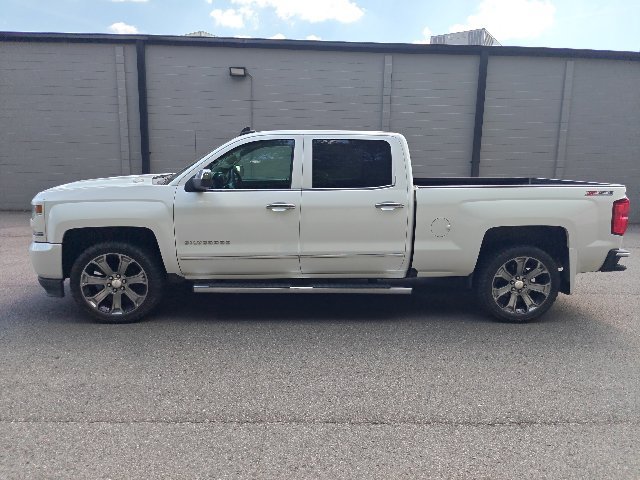 Used 2016 Chevrolet Silverado 1500 LTZ Z71 w/ LTZ Plus Package AWD/4WD image 6