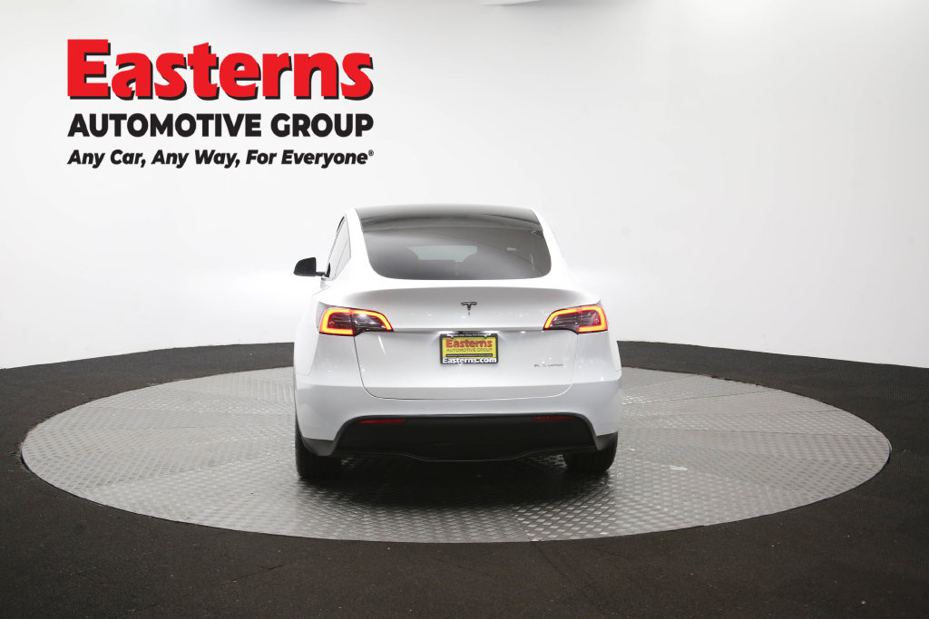 Used 2022 Tesla Model Y Long Range AWD/4WD image 35