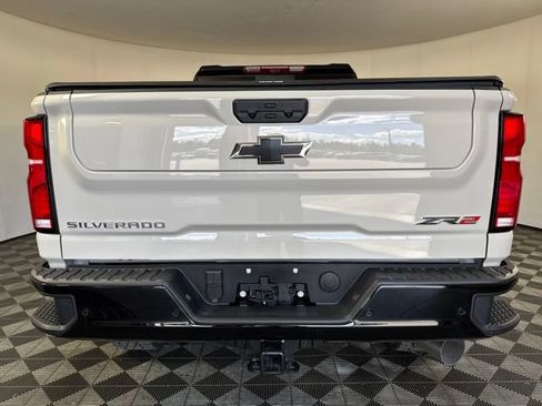 Used 2026 Chevrolet Silverado 2500 ZR2 AWD/4WD image 22