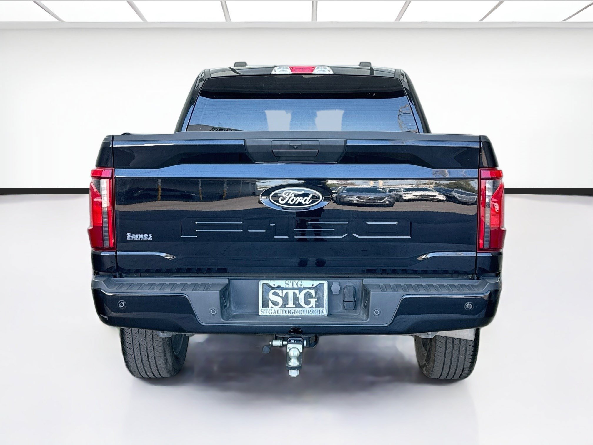 Used 2025 Ford F150 STX w/ STX Black Appearance Package AWD/4WD image 5