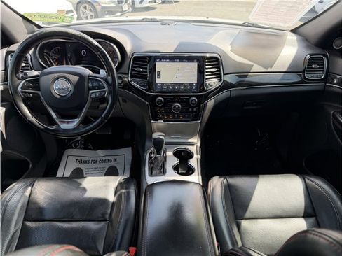 Used 2019 Jeep Grand Cherokee Trailhawk w/ Trailhawk Luxury Group image 30