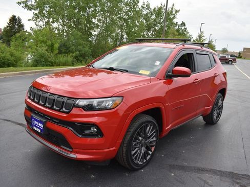 Certified 2022 Jeep Compass Limited AWD/4WD image 12