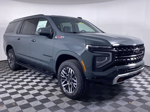 New 2026 Chevrolet Suburban Z71 w/ Comfort Package image 22