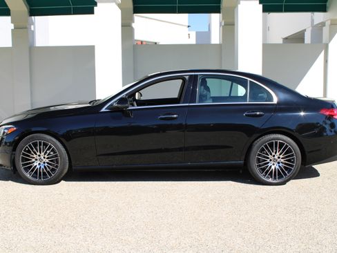 Used 2025 Mercedes-Benz C 300 Sedan image 2