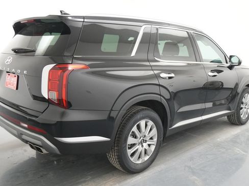 Used 2024 Hyundai Palisade SEL FWD image 8
