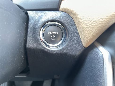 Used 2025 Toyota RAV4 XLE Premium AWD/4WD image 17
