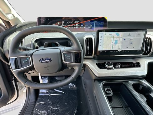 New 2026 Ford Expedition Max Active RWD image 7